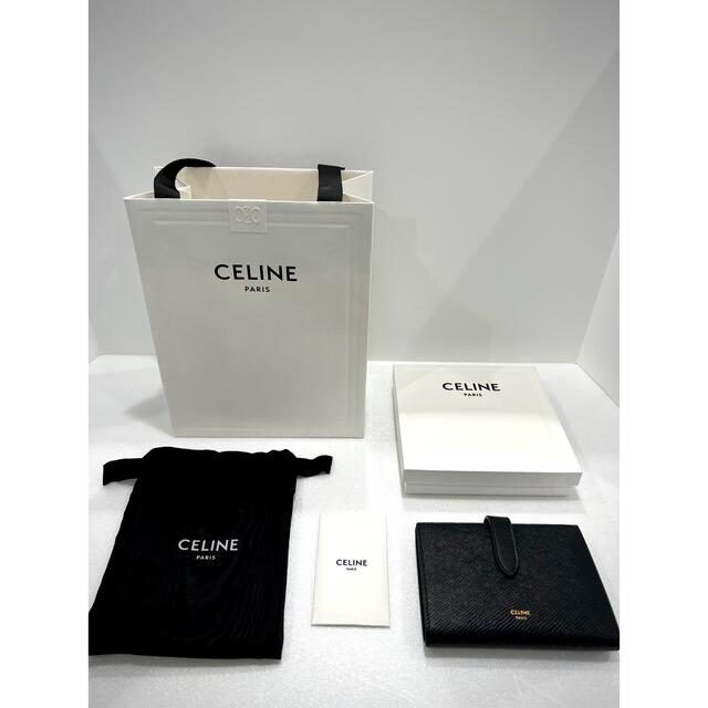 CELINE ミディアムストラップウォレット