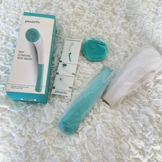 プロアクティブ(proactiv)のプロアクティブ　ディープクレンジングボディブラシ(フェイスケア/美顔器)