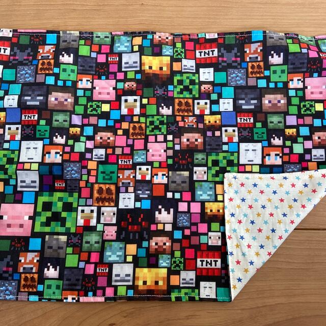 460 マインクラフト　ランチョンマット　30×40 ハンドメイドのキッズ/ベビー(外出用品)の商品写真