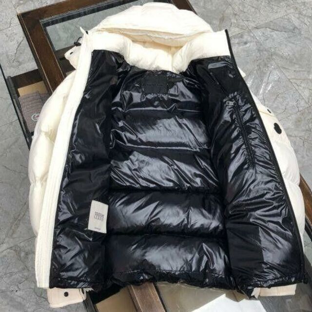 新品 MONCLER モンクレール ダウン ジャケット サイズ 2 黒