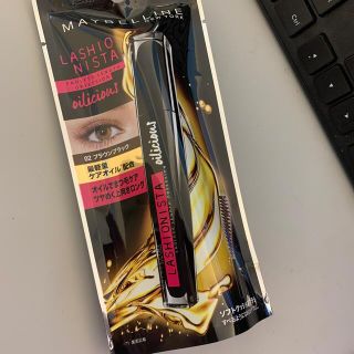 メイベリン(MAYBELLINE)のメイベリン マスカラ ラッシュニスタ オイリシャス 5.5ml(マスカラ)