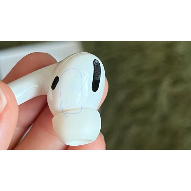 iPhone(アイフォーン)のairpods pro 中古　イヤホンと箱のみ スマホ/家電/カメラのオーディオ機器(ヘッドフォン/イヤフォン)の商品写真