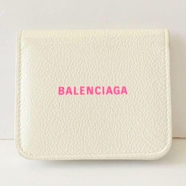 【美品】バレンシアガ 二つ折り財布 折り財布 コンパクト ホワイト 白 ピンク