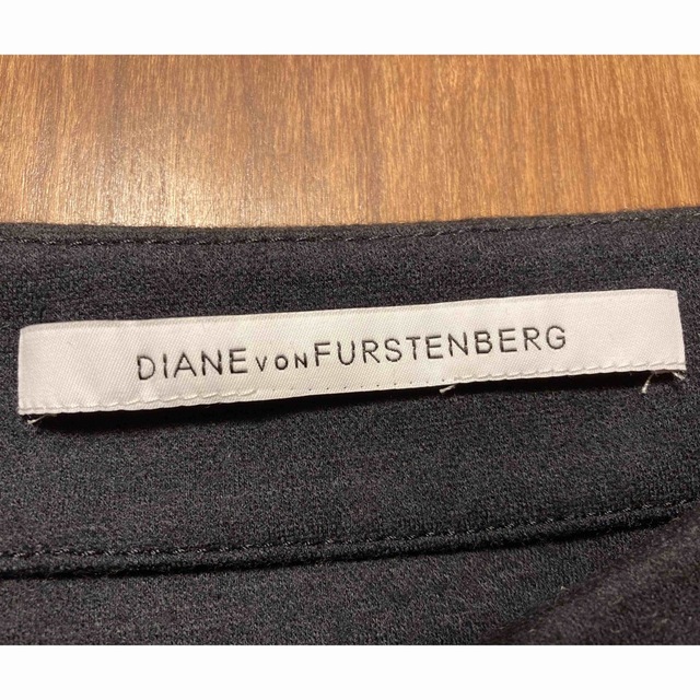 DIANE von FURSTENBERG(ダイアンフォンファステンバーグ)の【新品未使用】ダイアンフォンファステンバーグ　ネイビー　ミニスカート　S ウール レディースのスカート(ミニスカート)の商品写真