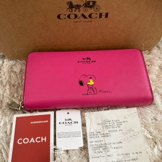 コーチ(COACH)の【新品】COACH コーチ　長財布　スヌーピーコラボ　ピンク　F53773 (財布)