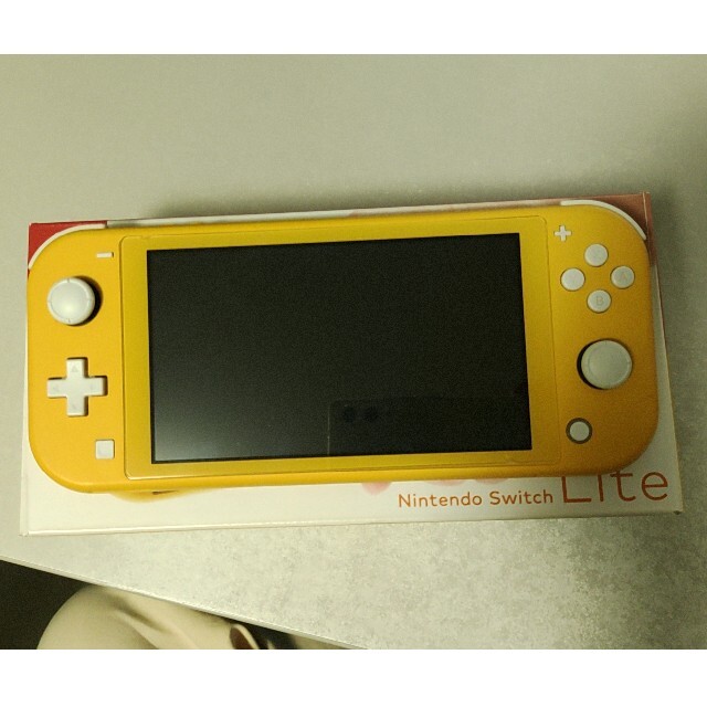 Nintendo Switch(ニンテンドースイッチ)の【kakeru】様Switch Lite 本体のみ 64GB SD付き ACなし エンタメ/ホビーのゲームソフト/ゲーム機本体(携帯用ゲーム機本体)の商品写真