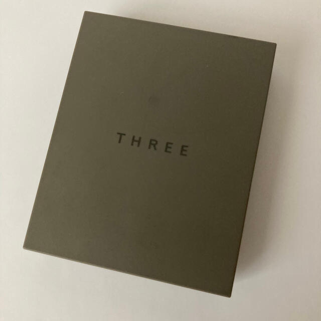 THREE(スリー)のTHREE シマリング グロー デュオ　01 コスメ/美容のベースメイク/化粧品(フェイスカラー)の商品写真