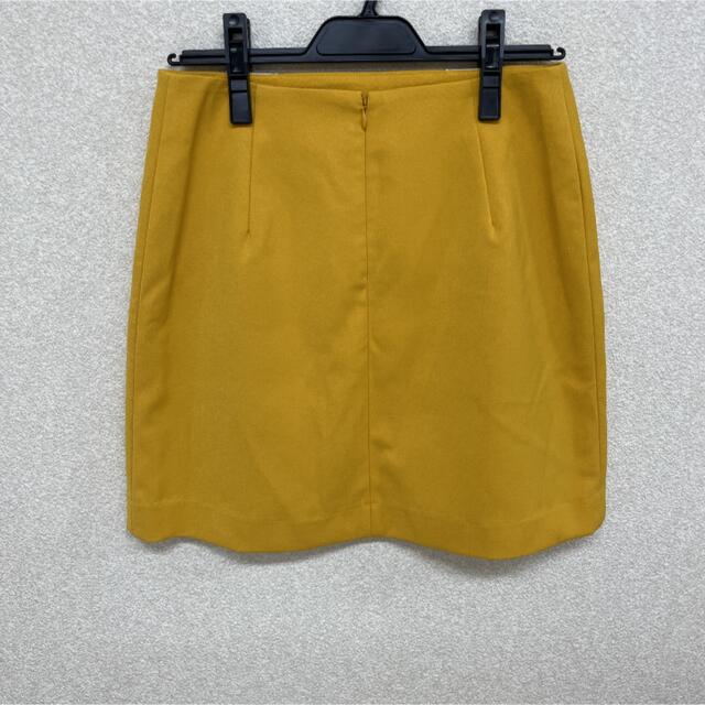 Lily Brown(リリーブラウン)のLily Brown フラワー刺繍スカート　マスタード レディースのスカート(ミニスカート)の商品写真
