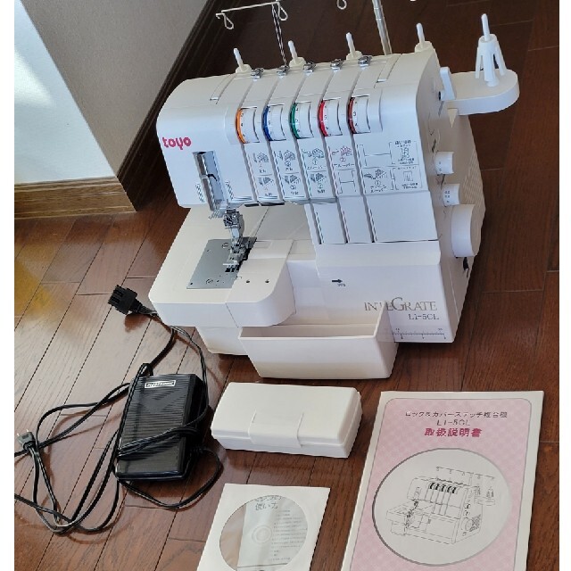 ロックミシン　複合機　カバーステッチ　替刃7000円相当おまけ付き