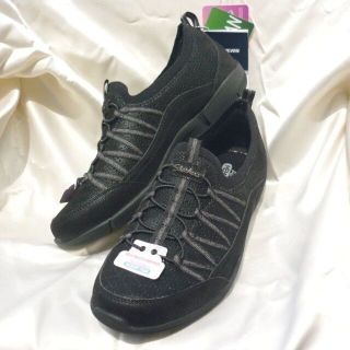 スケッチャーズ(SKECHERS)の新品24cm（23.5cm相当）スケッチャーズ黒スリッポンスニーカー/10019(スニーカー)