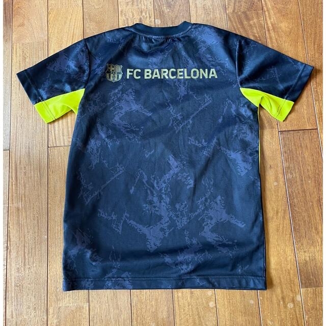 サッカー Tシャツ 2枚組 150~160 スポーツ/アウトドアのサッカー/フットサル(ウェア)の商品写真