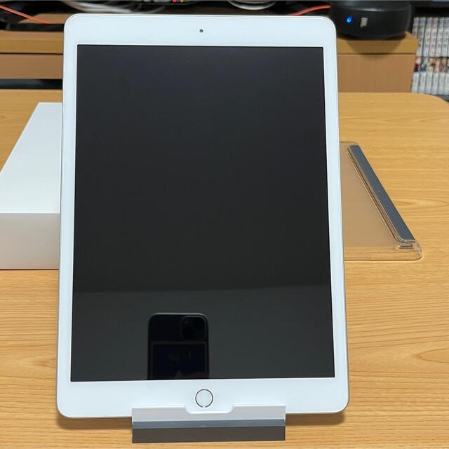 iPad(アイパッド)のiPad 第8世代 32GB 美品 スマホ/家電/カメラのPC/タブレット(タブレット)の商品写真