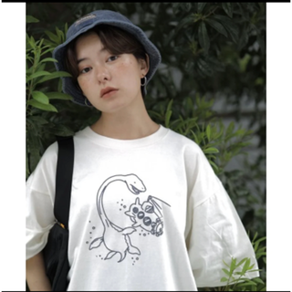 ダブルネーム(DOUBLE NAME)のdouble name 潜水艦に乗りたい恐竜TEE(Tシャツ(半袖/袖なし))