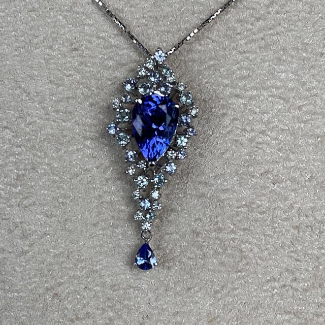 美❤️ K18WG タンザナイト　2.72ct 0.36ct ネックレス レディースのアクセサリー(ネックレス)の商品写真