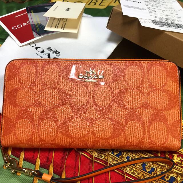 COACH(コーチ)のえぬ様専用COACH 長財布シグネチャー　オレンジ レディースのファッション小物(財布)の商品写真