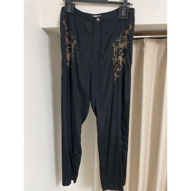 CLANE(クラネ)のCLASSIC EMBROIDERY RELAX PANTS レディースのパンツ(カジュアルパンツ)の商品写真