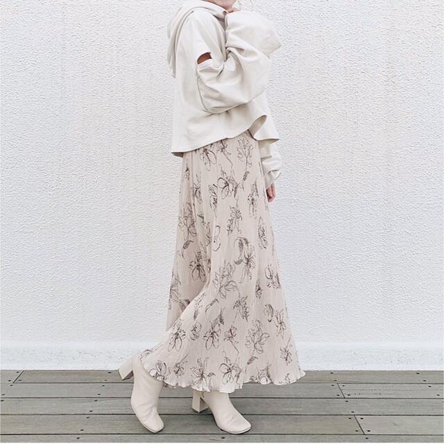 chico♡ラインフラワースカート レディースのスカート(ロングスカート)の商品写真