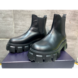 プラダ チェルシーブーツの通販 30点 | PRADAを買うならラクマ