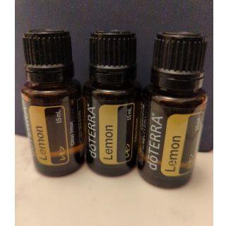 ドテラ(doTERRA)のドテラ　レモン15ml 新品3本セット(エッセンシャルオイル（精油）)