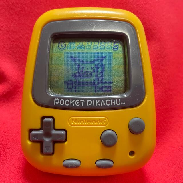 ポケモン(ポケモン)のポケットピカチュウ エンタメ/ホビーのゲームソフト/ゲーム機本体(携帯用ゲーム機本体)の商品写真