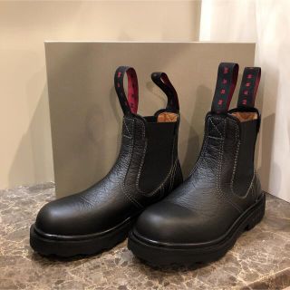 ⚫︎MARNI⚫︎ 黒にグリーンとピンクのサイドゴアブーツ 32 20cmくらい