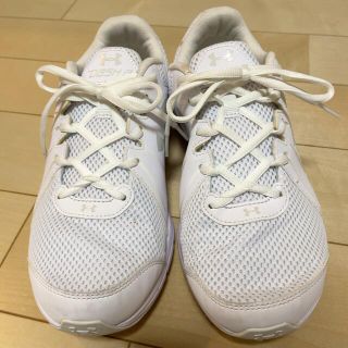 UNDER ARMOUR - 【黒ピンクでおしゃれに】アンダーアーマー