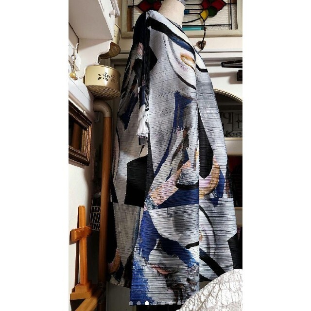 大人も着やすいシンプルファッション MIYAKE ISSEY PLEASE PLEATS