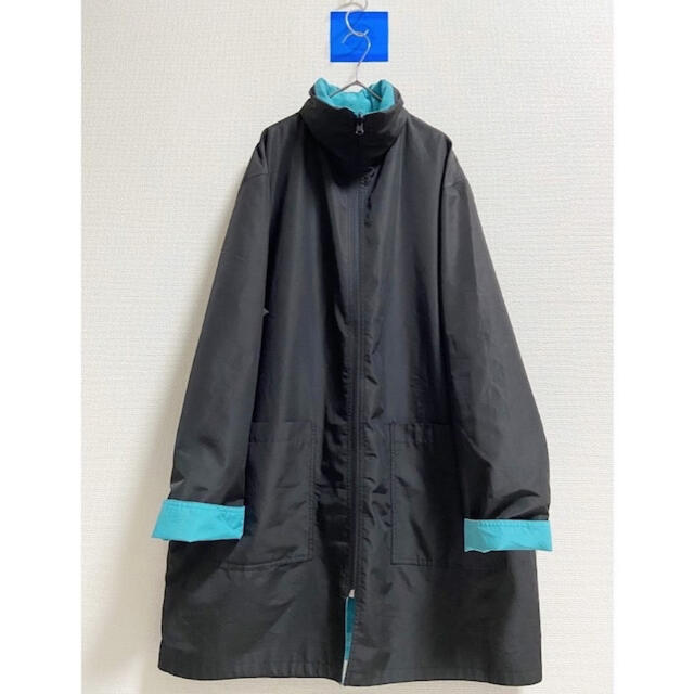 Yohji Yamamoto(ヨウジヤマモト)のリバーシブル 90s ブラック × ターコイズブルー デザインロングコート メンズのジャケット/アウター(ステンカラーコート)の商品写真