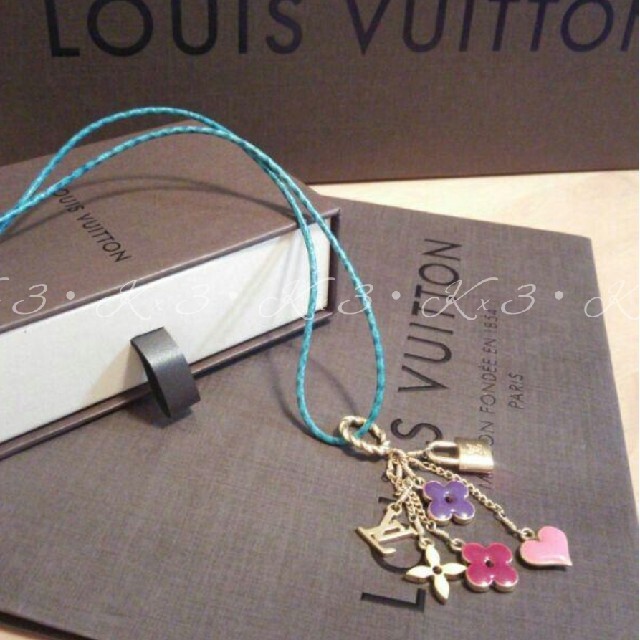 LOUIS VUITTON チャーム / ネックレス