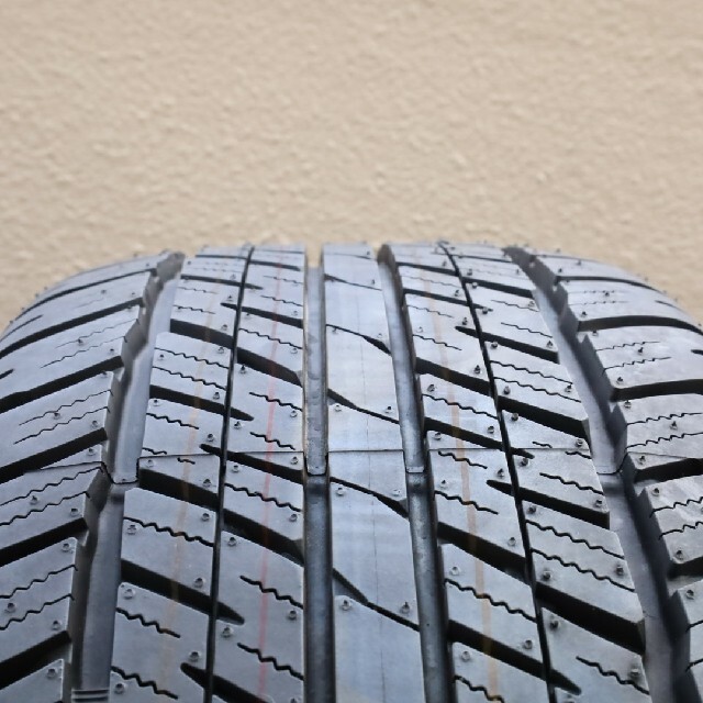 ランドクルーザー200後期 純正タイヤ&ホイール 新車外し品 285/60r18