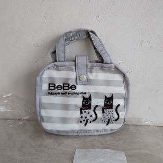 ベベ(BeBe)の【ノベルティ】BeBe キッズ用プラマグカップ&スパバッグ(その他)