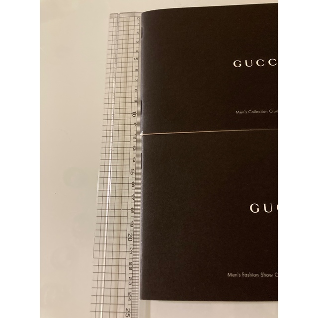 Gucci(グッチ)のGUCCI✨カタログ2冊✨2018✨グッチ✨メンズコレクション エンタメ/ホビーの雑誌(ファッション)の商品写真