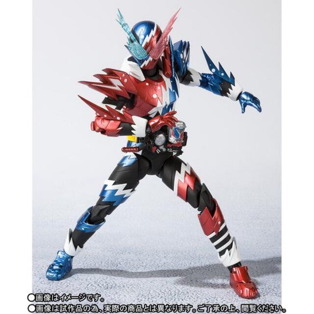 S.H.Figuarts 仮面ライダービルド ラビットタンクスパークリング