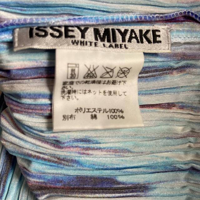 ISSEY MIYAKE(イッセイミヤケ)のイッセイミヤケ ワンピース サイズ2 M - レディースのワンピース(その他)の商品写真