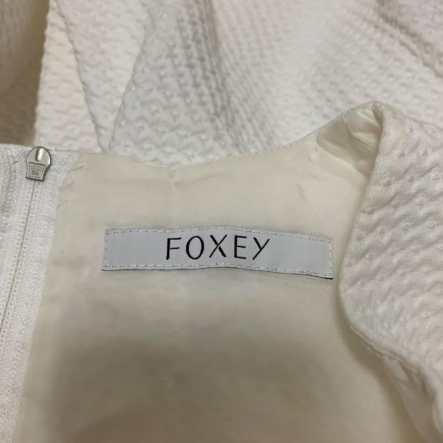 FOXEY(フォクシー)のフォクシー ワンピース サイズ40 M美品  - レディースのワンピース(その他)の商品写真