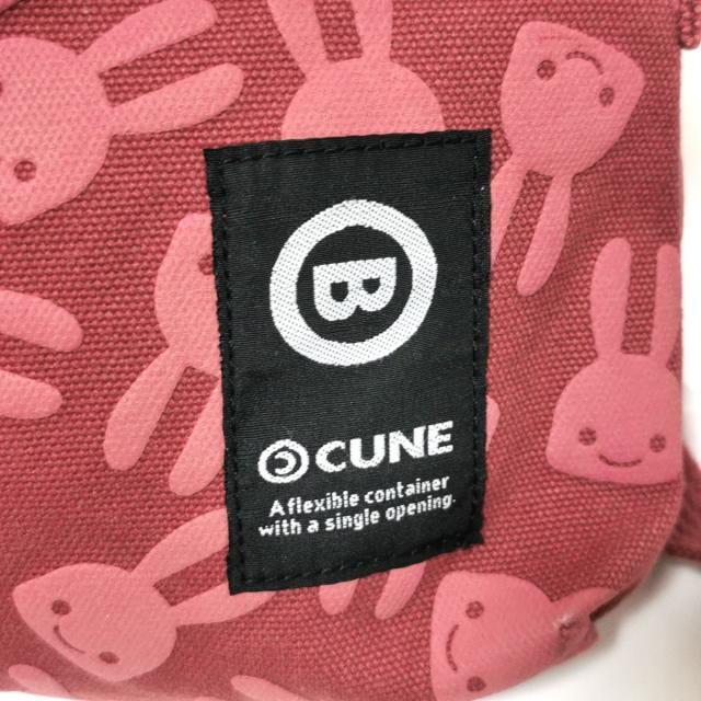 CUNE(キューン)のCUNE(キューン) ショルダーバッグ - レッド レディースのバッグ(ショルダーバッグ)の商品写真