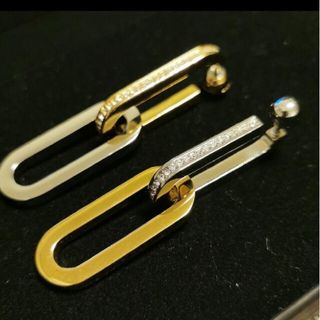 バーバリー(BURBERRY)のBURBERRY　ピアス(ピアス)