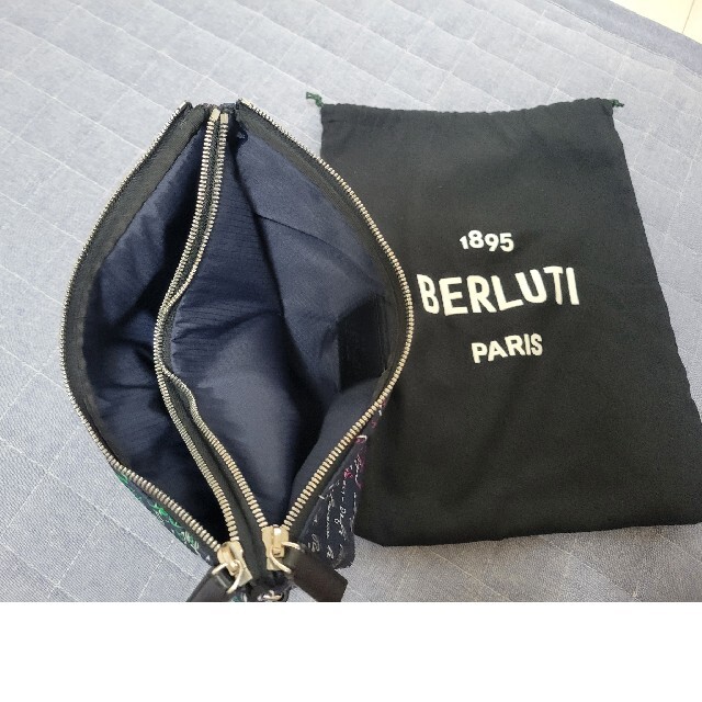 Berluti(ベルルッティ)のベルルッティ BERLUTI クラッチバッグ ナイロン マルチカラー メンズのバッグ(セカンドバッグ/クラッチバッグ)の商品写真
