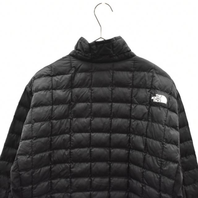 THE NORTH FACE(ザノースフェイス)のTHE NORTH FACE ザノースフェイス Red Point Very Light Jacket レッドポイントベリーライト ジャケット ブラック NY81805 メンズのジャケット/アウター(フライトジャケット)の商品写真