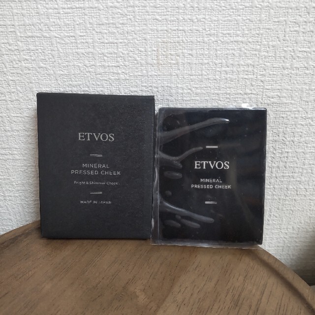 ETVOS(エトヴォス)の✨美品✨エトヴォス ミネラルプレストチーク コスメ/美容のベースメイク/化粧品(チーク)の商品写真