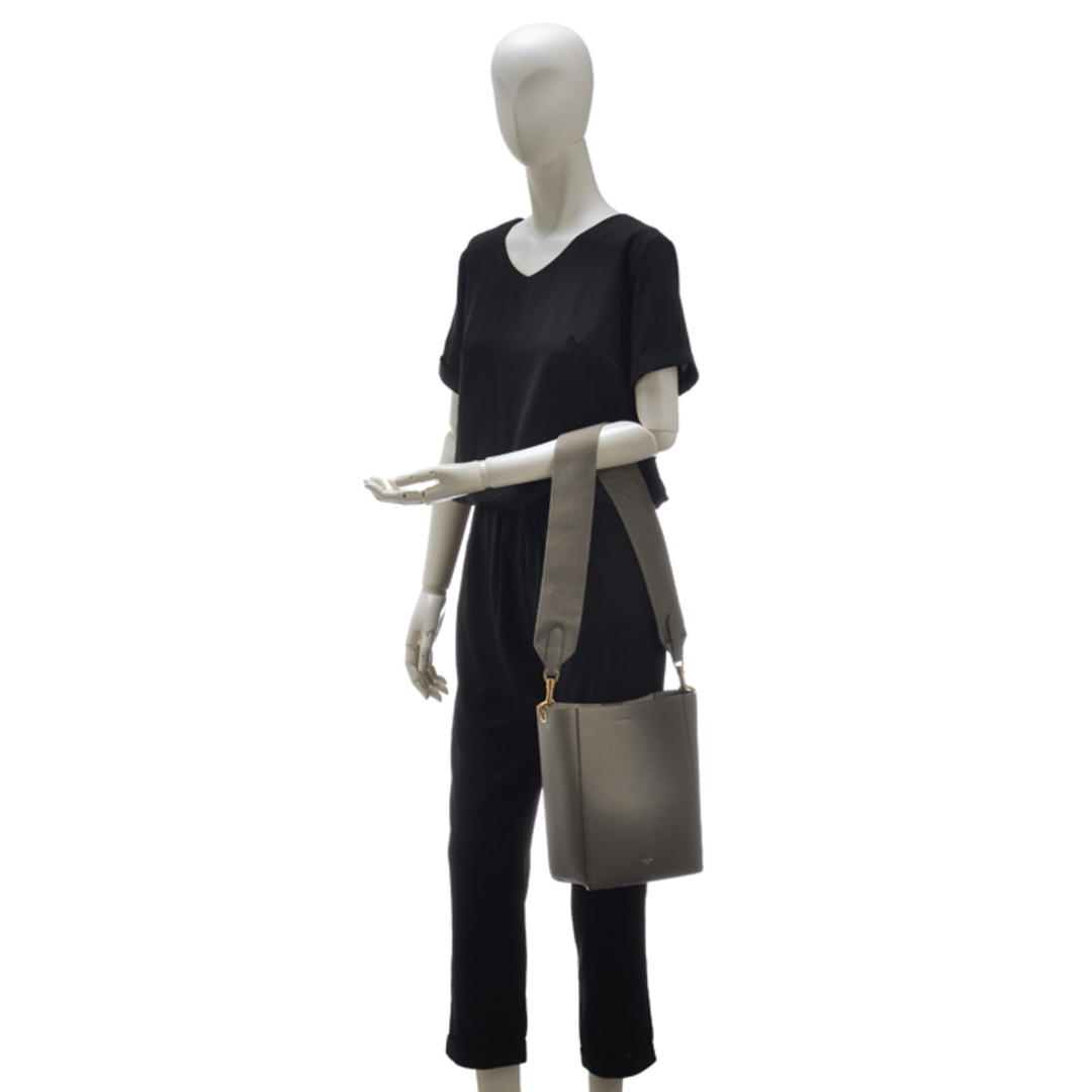 CELINE - CELINE ショルダーバッグ サングルバケット スモールの CELINE - CELINE ショルダーバッグ サングルバケット スモールの