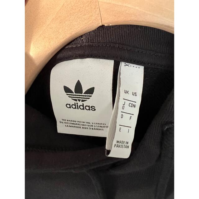 adidas(アディダス)のアディダス パーカー フーディー サイドジップポケット付き メンズのトップス(パーカー)の商品写真