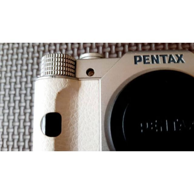 PENTAX Q7 白　レンズ３種　美品です！！