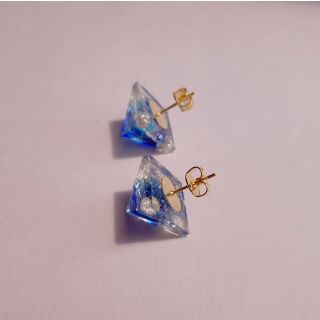 ピアス(ピアス)