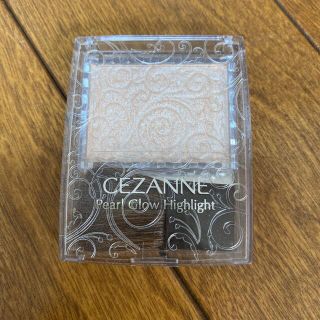 セザンヌケショウヒン(CEZANNE（セザンヌ化粧品）)のセザンヌ パールグロウハイライト 01 シャンパンベージュ 2.4g(フェイスカラー)