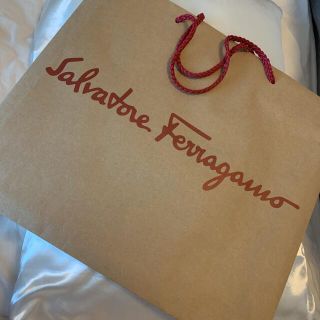 サルヴァトーレフェラガモ(Salvatore Ferragamo)のフェラガモ Salvatore Ferragamo ショッパー　美品(ショップ袋)