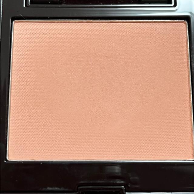 laura mercier(ローラメルシエ)のローラメルシエ  ブラッシュカラー  インフュージョン 11 グァバ コスメ/美容のベースメイク/化粧品(チーク)の商品写真