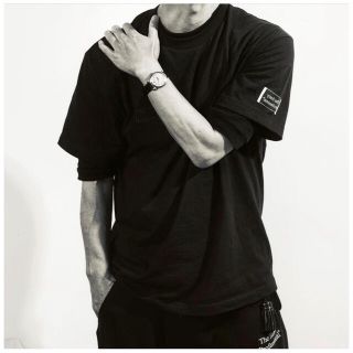 Comoli ウール天竺 半袖 Tシャツ チャコール サイズ4 - stanjura.cz 特売品コーナー Comoli ウール天竺半袖 Tシャツ Navy サイズ4 Tシャツ/カットソー(半袖/袖なし)