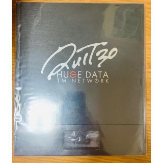 TM NETWORK QUIT30 HUGE DATA パンフレット新品 バッヂ(ポップス/ロック(邦楽))