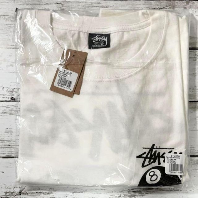 STUSSY(ステューシー)の【新品】stussy Tシャツ　サイズXL ホワイト8ボール メンズのトップス(Tシャツ/カットソー(半袖/袖なし))の商品写真